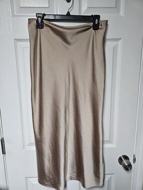 Old Navy Satin Maxi Skirt in Champagne Beige